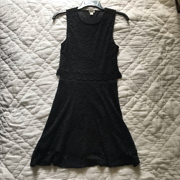 Black garage dress - Picture 2 of 2
